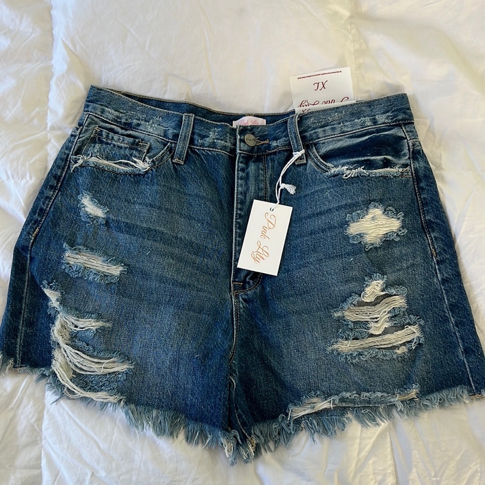 Pink Lily denim shorts